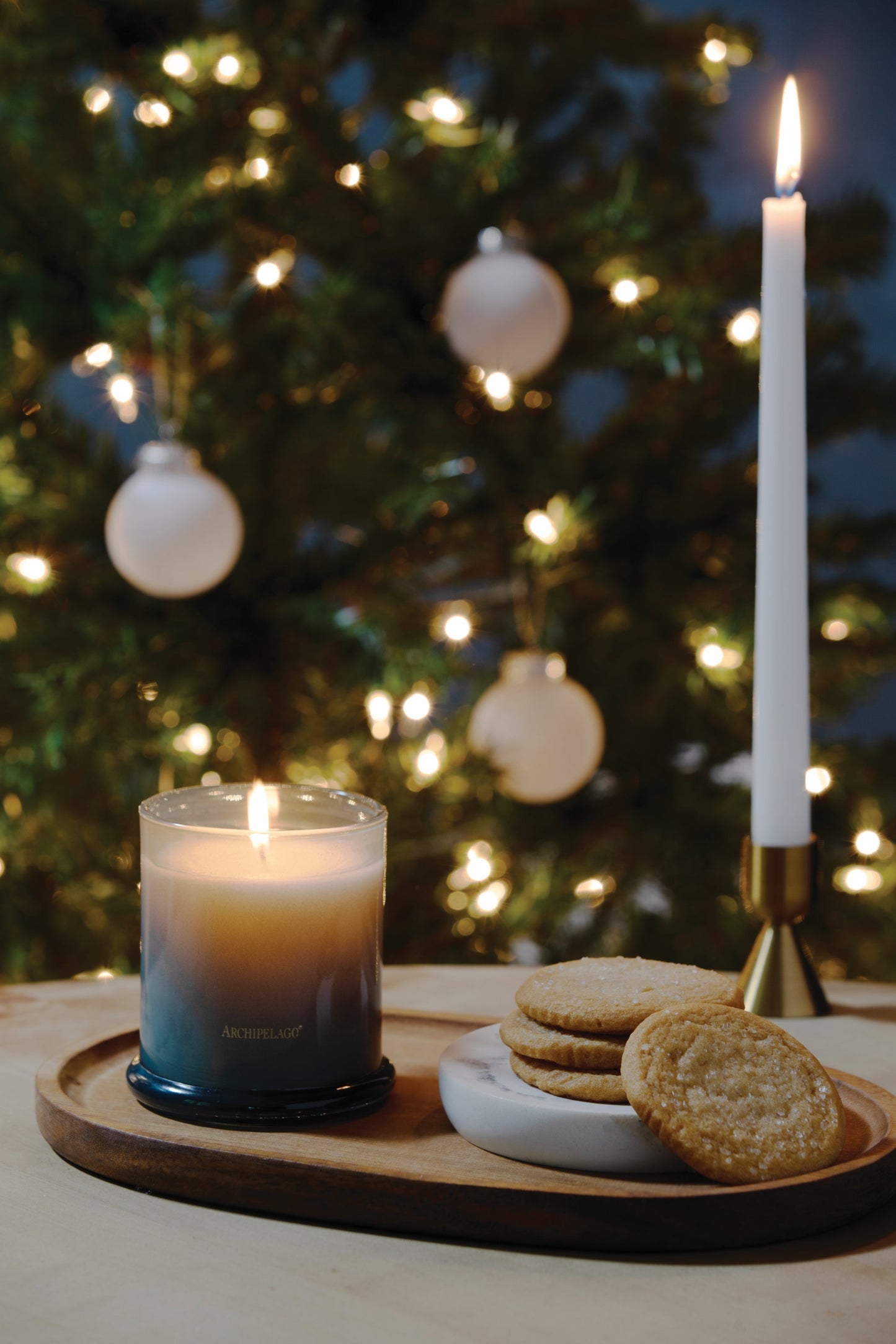 Archipelago Maison De Noel 8.6 oz./244g Jar Candle